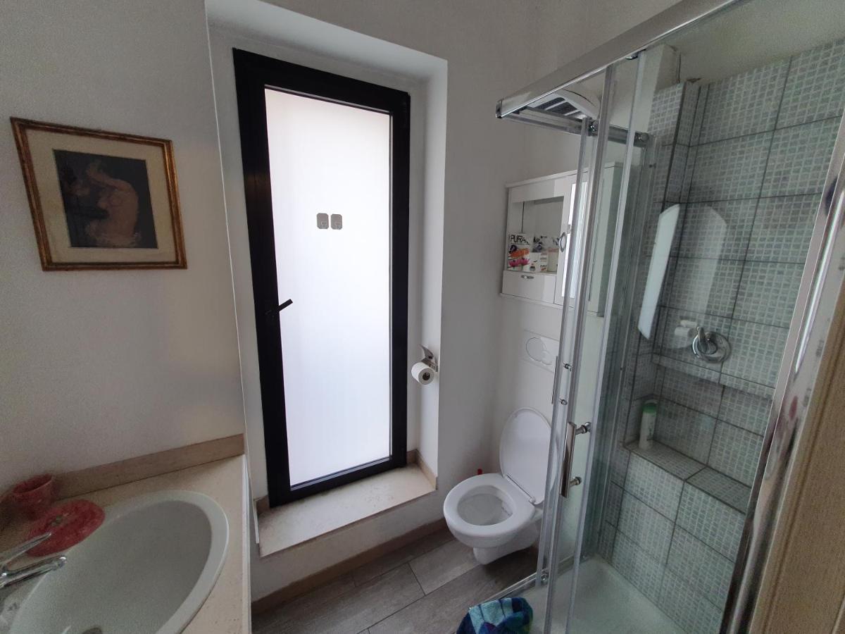 בארי Very Central Apartment, By Shops, Bars, Restaurants מראה חיצוני תמונה
